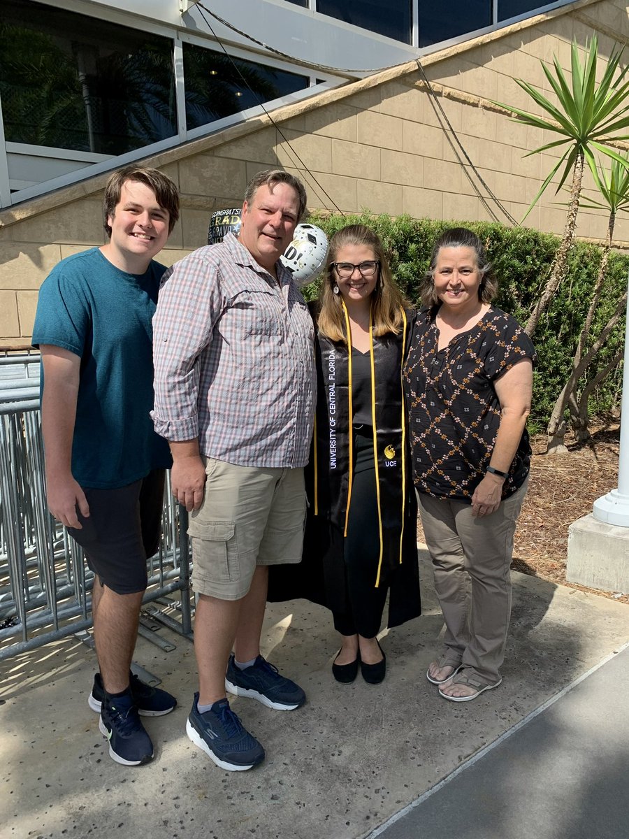DanielleG18s's tweet photo. @UCF From working Commencement with @ucfplc to walking the stage at Commencement! I tossed my walkie talkie aside, processed out with Dean Tomova and heard all my fellow PLC-ers cheering me on as I graduated! Love my UCF PLC Family and will continue to support them on #UCFDayofGiving https://t.co/yqCoRmZ6ZR