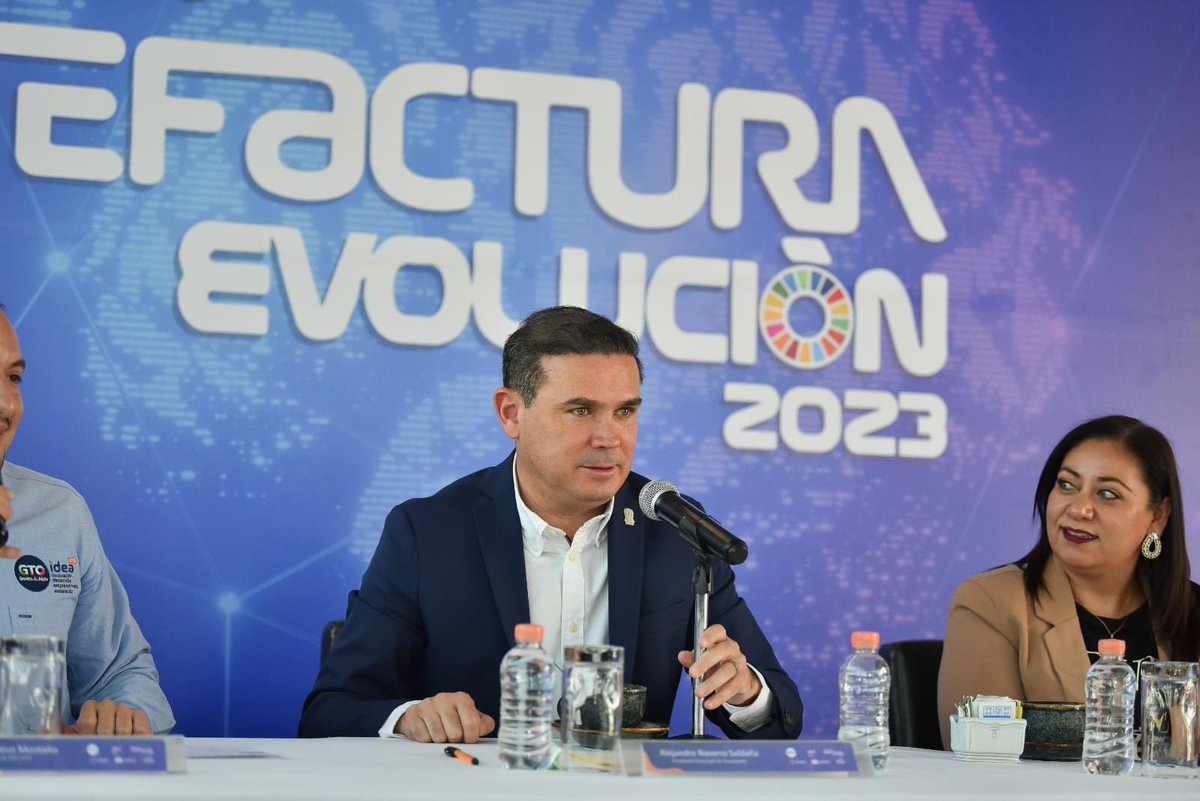 ANavarroMX's tweet image. 😎#GuANajuato será la sede del #Festilab por el Día de la Mentefactura Evolución 2023⚡️. ¡Se va a poner a todo mecate! Viene el fundador de #Shazam, Chris Barton, y muchos otros cerebros 🧠🐬más del metaverso y de la inteligencia artificial.🤖

#SoyMentefactura