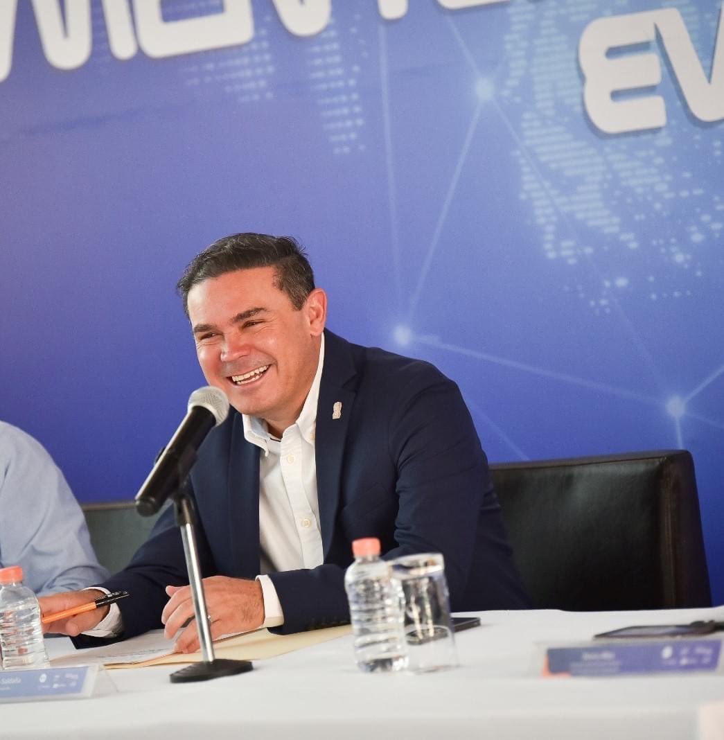 ANavarroMX's tweet image. 😎#GuANajuato será la sede del #Festilab por el Día de la Mentefactura Evolución 2023⚡️. ¡Se va a poner a todo mecate! Viene el fundador de #Shazam, Chris Barton, y muchos otros cerebros 🧠🐬más del metaverso y de la inteligencia artificial.🤖

#SoyMentefactura