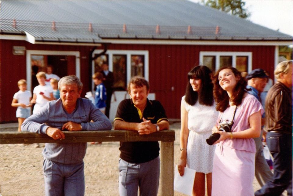 CFCCath's tweet photo. Remembering one of the best unsung managers of Chelsea … really nice guy too who helped me when I was robbed en route to Sweden in 1982 at the time of this picture #johnneal #cfc #chelseafc https://t.co/jUM5mS3kXY