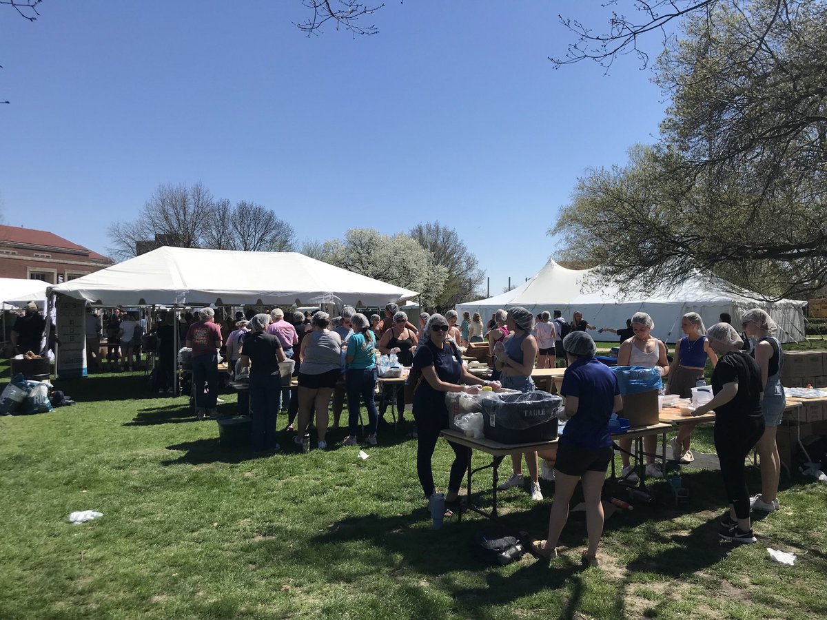 Jay Akridge (@jayakridge) on Twitter photo 300 Boilermakers and friends, 3 hours, 60,000 meals for food insecure…<a href="/PurdueAgWeek/">Ag Week at Purdue</a> <a href="/PurdueAg/">Purdue Agriculture</a> <a href="/LifeAtPurdue/">Purdue University</a> 300 Boilermakers and friends, 3 hours, 60,000 meals for food insecure…<a href="/PurdueAgWeek/">Ag Week at Purdue</a> <a href="/PurdueAg/">Purdue Agriculture</a> <a href="/LifeAtPurdue/">Purdue University</a>
