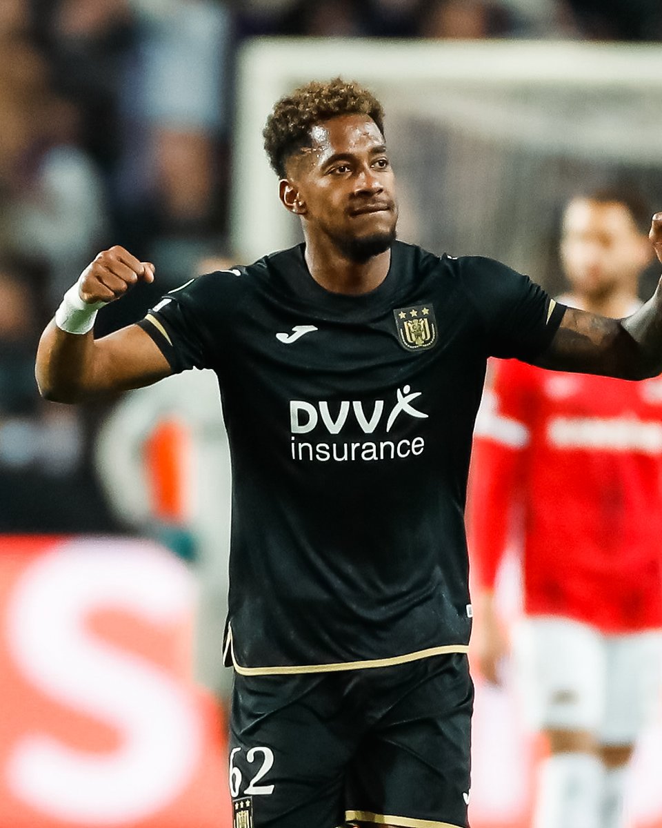 Paaaapi. 🔥 #ANDAZ #UECL