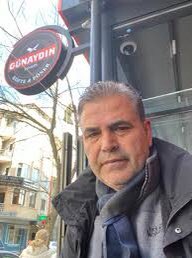 26.Gün #zekioguznerde
Zeki Oğuz, dört bir tarafı karakollarla çevrili ve kameralarla izlenen İstanbul’da 26 gündür kayıp. Yetkililer 26 gündür kayıp olan Zeki’yi bulmak yerine şüphelilerle ilgili ciddi bir soruşturma yürütmedi.
Zeki’nin akıbetini savcıya sorduk ama maalesef