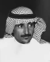 #شعر_المحاورة

أول من أشار لمسألة الذكاء والشعر
الشاعر حبيب العازمي
في معرض حديثه عن أحد الشعراء
بغض النظر أن جمهور ذلك الشاعر لم يفهم مقصد حبيب ولن يفهمه لانهم عبارة عن مشجعين لا يفهمون شعر ولا أدب ولا فكر
المهم
إن حبيب وضع أصبعه على نقطة مهمة جدا
وهي علاقة الذكاء بالشعر
