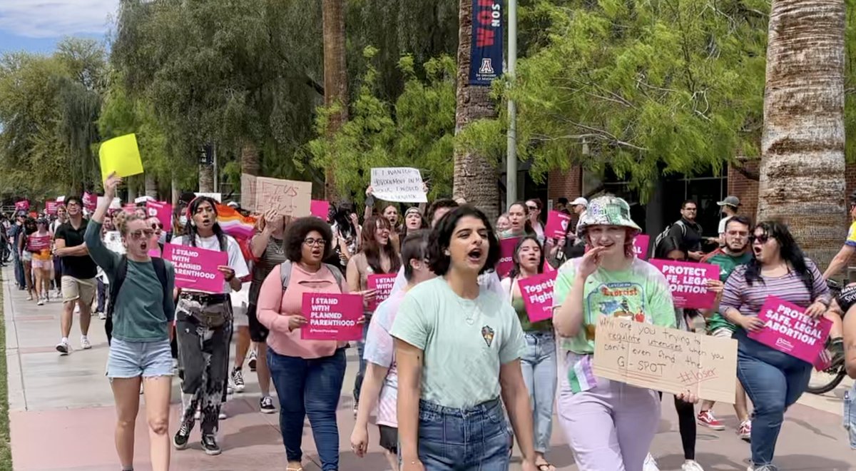 ryan-fish-on-twitter-happening-now-students-are-protesting-at-the