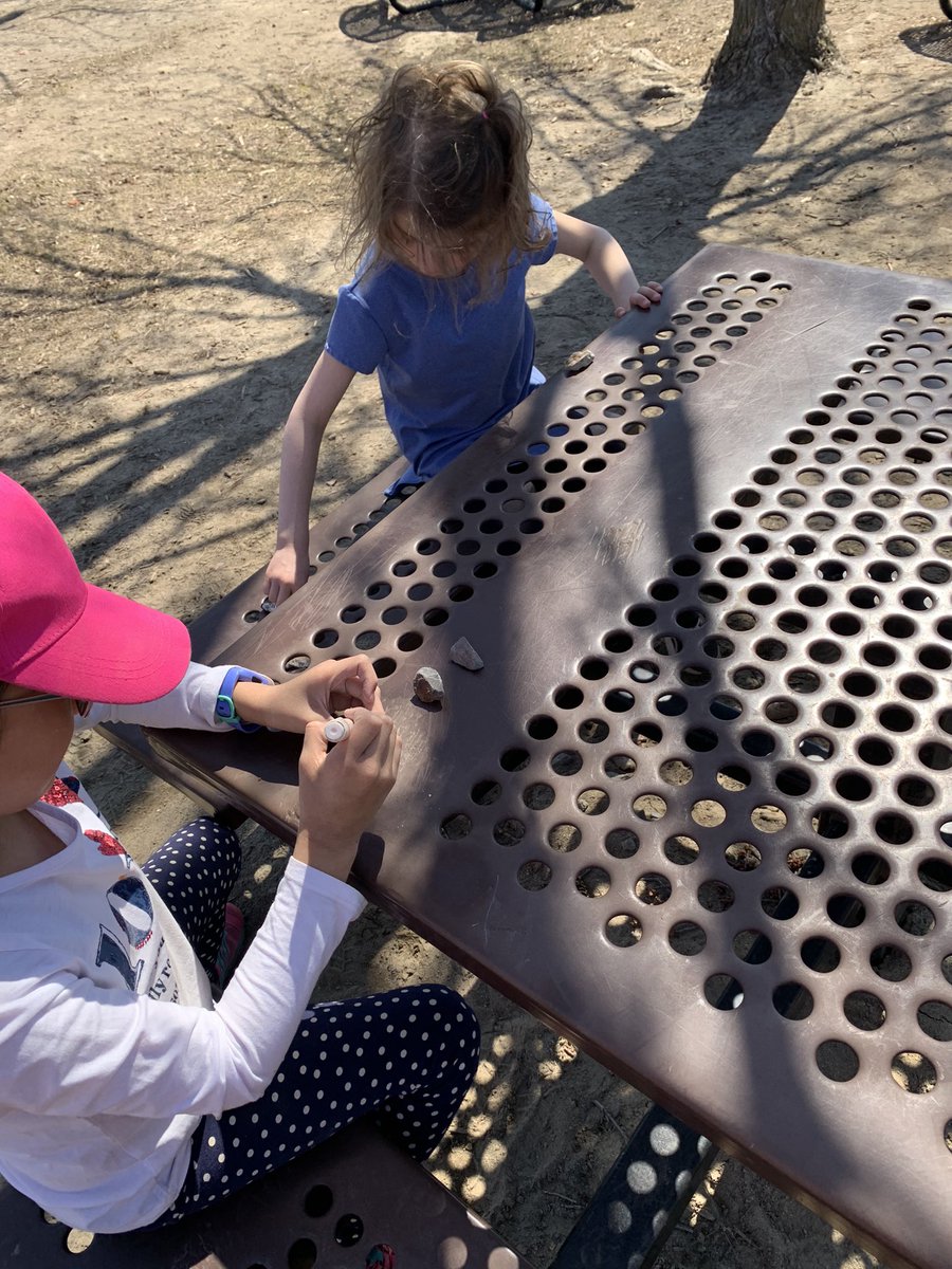 So much learning and creativity going on at recess this gorgeous day! @AngelsOCSB #naturerocks!