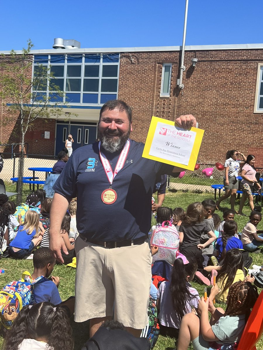 PlaceTos's tweet photo. Congratulations to Principal Bongiovanni and the Curtis Bay school community @BayCbes for being selected as a Heart of the Schools winner for SY22-23! #clnlive5 #w❤️&amp;kindness https://t.co/GICS2RWIDb