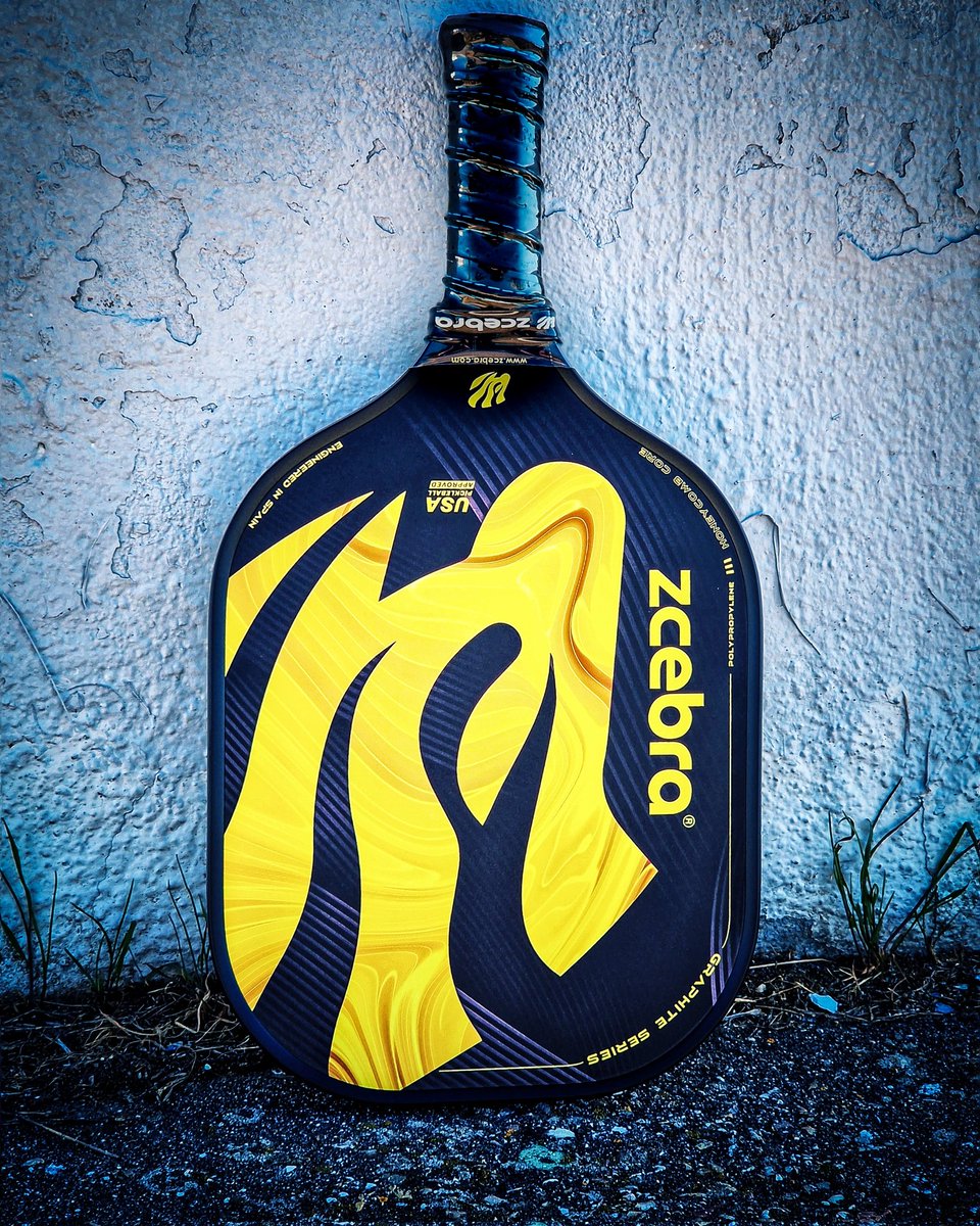 Zcebra_pb's tweet photo. 🇪🇦 Después de una bonita semana santa, toca volver a las pistas de Pickleball a darlo todo. Nada mejor que con nuestra 💥𝔾𝕣𝕒𝕡𝕙𝕚𝕥𝕖 𝕡𝕣𝕠 𝕤𝕖𝕣𝕚𝕖𝕤 💥
🇬🇧 After a nice Easter , it's time to go back to the Pickleball courts to give it all. Nothing better than with our https://t.co/li60uLMkXm