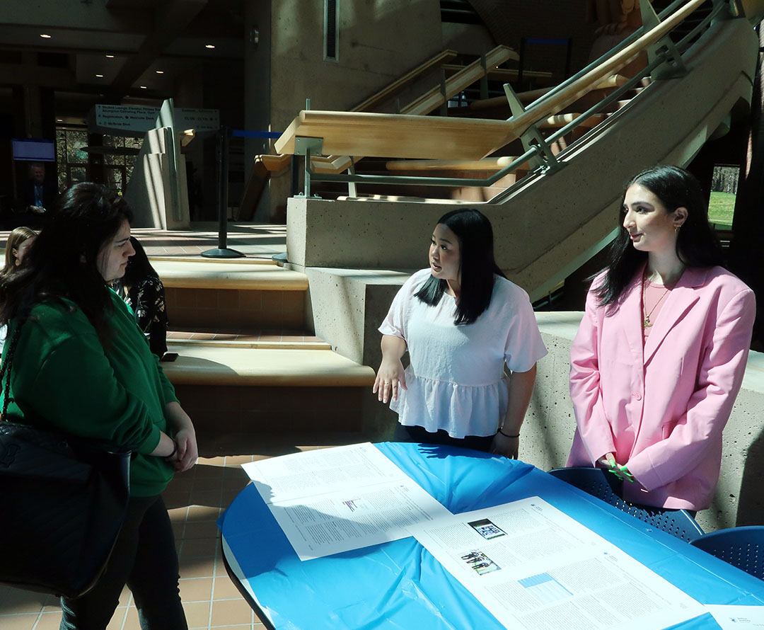 JIBCnews's tweet image. Thanks to everyone who participated in JIBC’s #AppliedResearch Day yesterday, where students, staff and faculty presented #research projects on a wide range of timely topics in #lawenforcementstudies and #emergencymanagement.