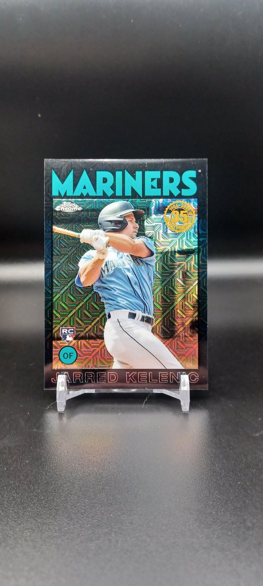 Bustzerker's tweet photo. It's Thursday that's means it's time for the @Mariners #thehobby appreciation thread! Let's see those M's cards! 

One person to RT and post in this week's thread will win a 2021 Topps Jarred Kelenic Silver Pack Chrome Refractor RC /199! 

#SeaUsRise
#GoMs #sporkscards https://t.co/EECLRjcc5d