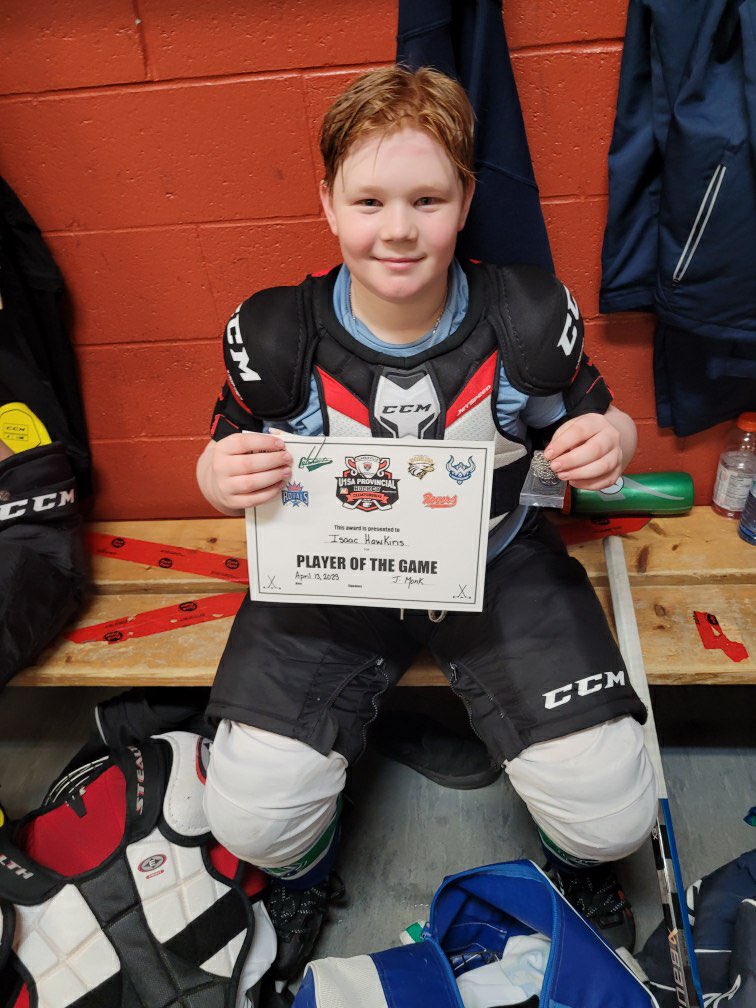 Had them just at our fingertips, but fell short in the dying seconds of the 3rd. Grand falls came out with the win 4-3 Mullaley and Hawkins earned POG next up…Team supper and 🍹🕺🏼 #theresabandtonight 
#downatshamrockcity #LGW