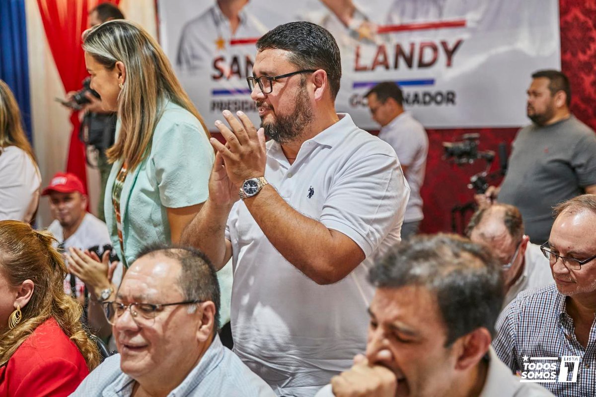 RodrigoRiosPY's tweet photo. ¡Este 30 de abril, con la #Lista1, vamos a mejorar nuestro Departamento del Alto Paraná!

Compartimos un multitudinario encuentro en Minga Guazú, con el poderoso equipo de la #Lista1.

@SantiPenap
@ArnoldoWiens
@cesartorrespy
@tikigonzalezv
@victormirandapy

#RodrigoRiosConcejal https://t.co/pR2GCytuLb