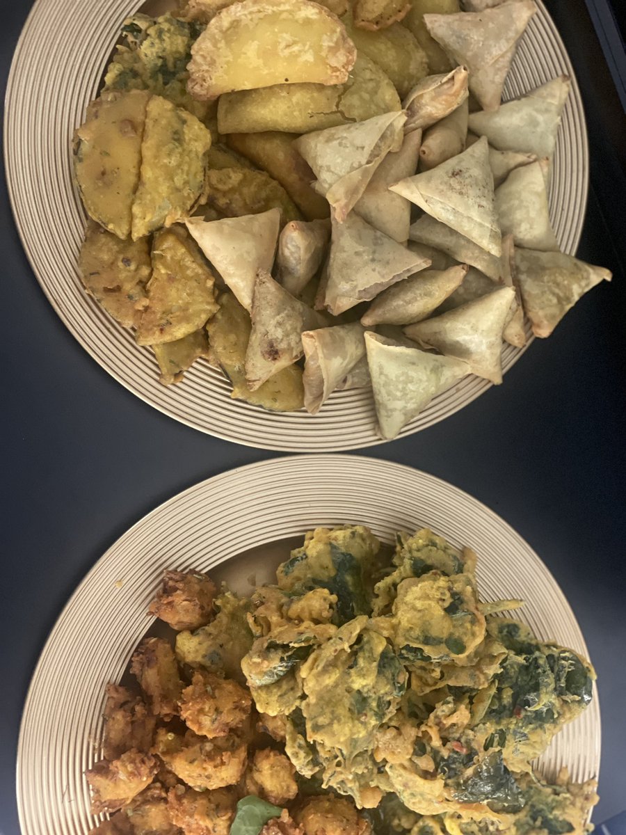 SkyWayCharity's tweet photo. What a heart warming evening hosting Iftar for some lovely families! Thank you to the community for bringing delicious food. We all shared what we are grateful for today, @RuhinaB_ is grateful for her job and serving this community. #Ramadan2023 #Unity @LDN_VRU @_RocketScience_ https://t.co/JqmCfRrEA6