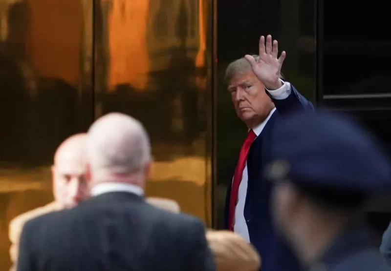 httpseviIIa's tweet image. Former President Donald Trump arrives in New York before the criminal trial