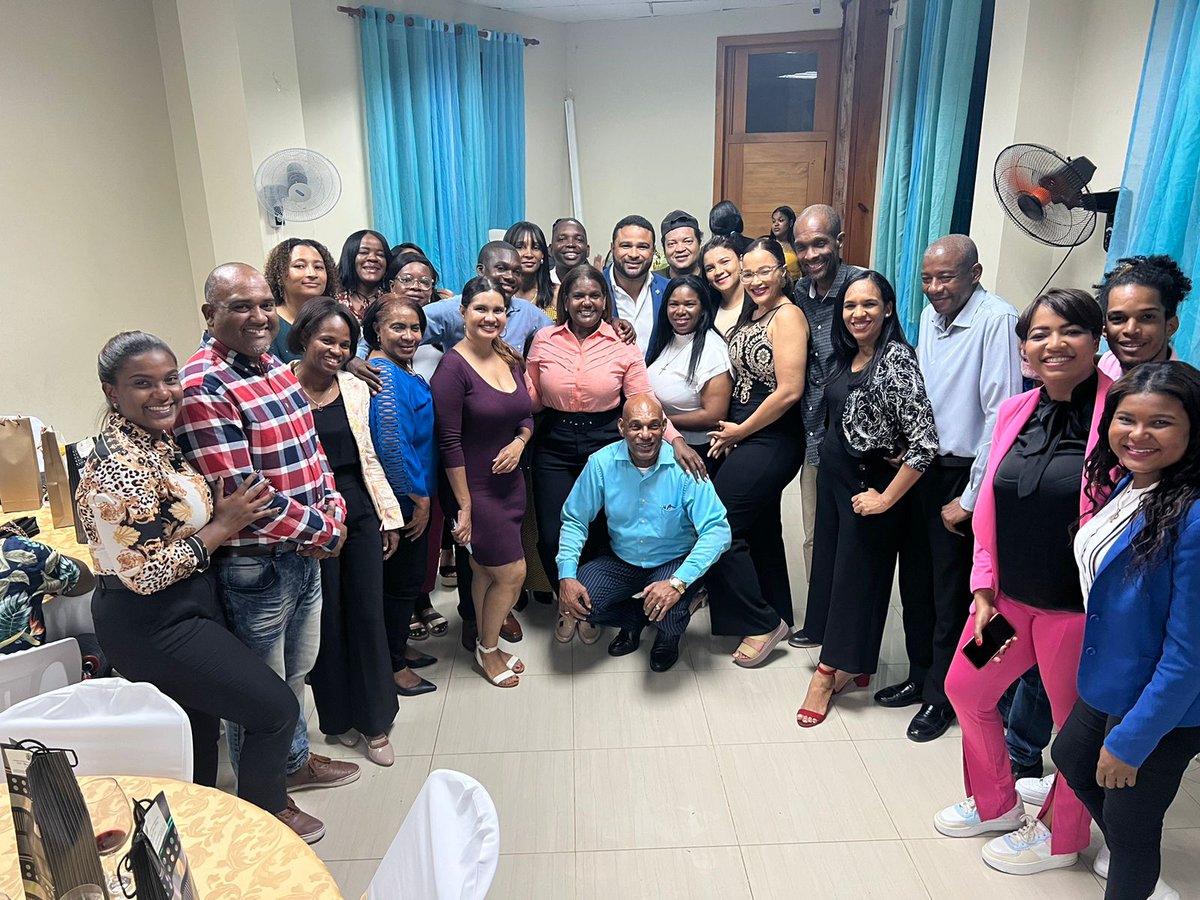 Diputada Margarita Tejeda agasaja a periodistas y comunicadores en Haina por celebración de su día 

- Legisladora reitera compromiso social y apoyo a la comunidad.