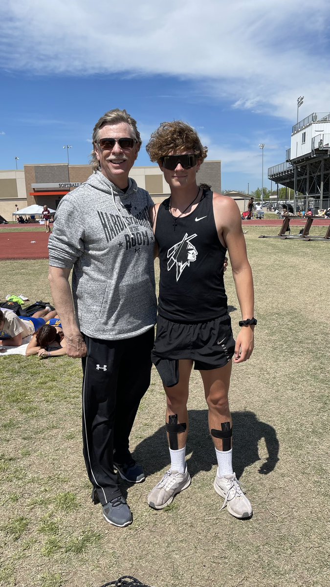 Rinner14T's tweet photo. Getting that car now !! 😈😈
100m PR: 10.84 (3rd overall) 🥉 
200m PR: 22.7 (4th overall) 🎖
Isn’t shown in the video, but I leaned and barely got 3rd.
@OBU_TrackXC @k2cAthletics @CatoosaFootball @TulsaTrack @OU_Track @rsutfxc @_ChristianHood @OSUAthletics https://t.co/kWtuuaQE4Q