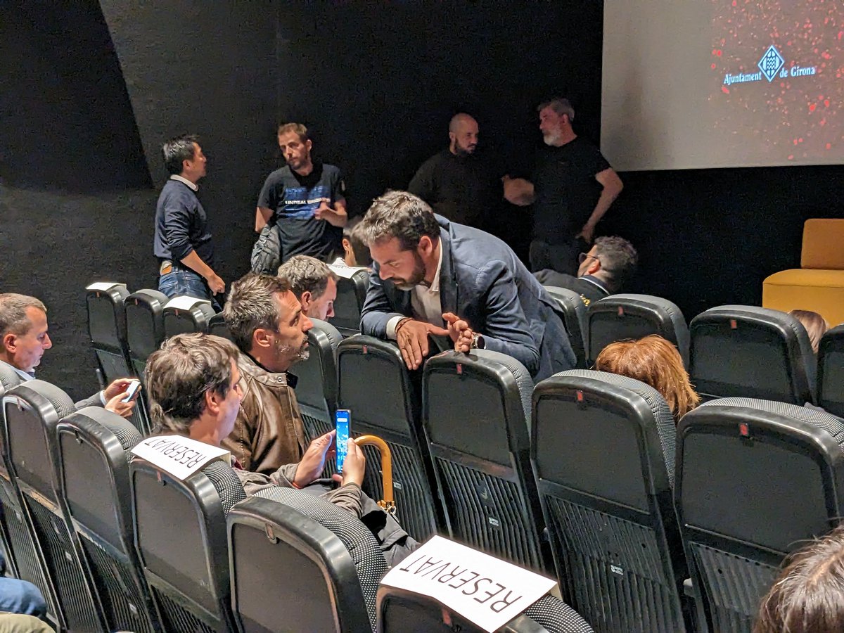 Avui El Modern ha acollit el Demo Day de @gamegirona, on s'han presentat els projectes de la incubadora de videojocs. La qualitat de vida de Girona és un atractiu per la gent que vol emprendre, també en el món digital. Continuem treballant per una ciutat més moderna i de talent.