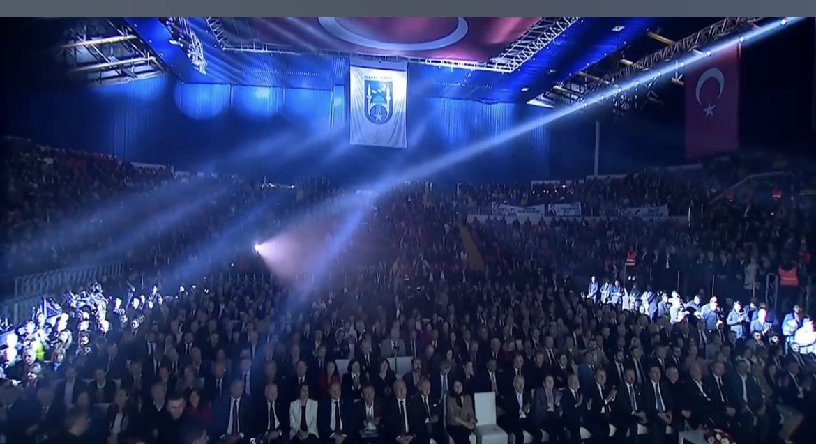 Bereket ve Huzur 
4.Gurur yılında

Cumhuriyetin Başkenti Ankara ‘da
Cumhuriyet coşkusu ile 

Sayın Başkanımız 
Mansur Yavaş

Saygıyla onurla gururla.
<a href="/mansuryavas06/">Mansur Yavaş</a>