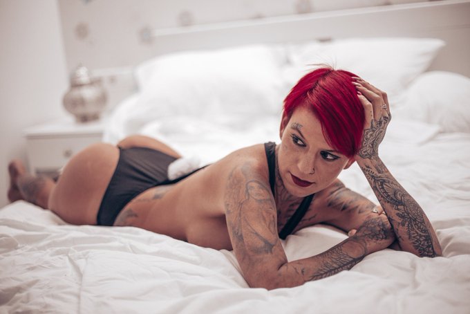 Photoshoot from summer 2020&hellip; https://t.co/QcNzb2xmFO