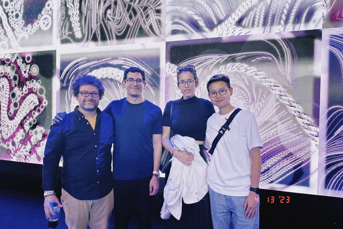 gm 🌅 
Thank you <a href="/ArtOnBlockchain/">Erick / Snowfro / 🦩 / LAO / #️⃣ / 🔴</a> and <a href="/artblocks_io/">Art Blocks</a> for a great get together. 

<a href="/8apixel/">Katie</a> <a href="/blockheim/">Blockheim</a> <a href="/mattrobs/">Matt Pistachio</a>