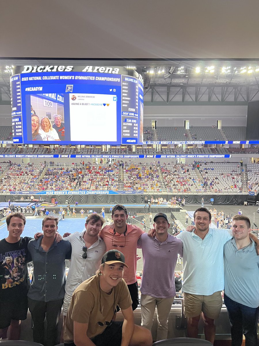 DonovanFitch3's tweet photo. #NCAAGym Let’s go @livvydunne! https://t.co/FFk44SfP6N