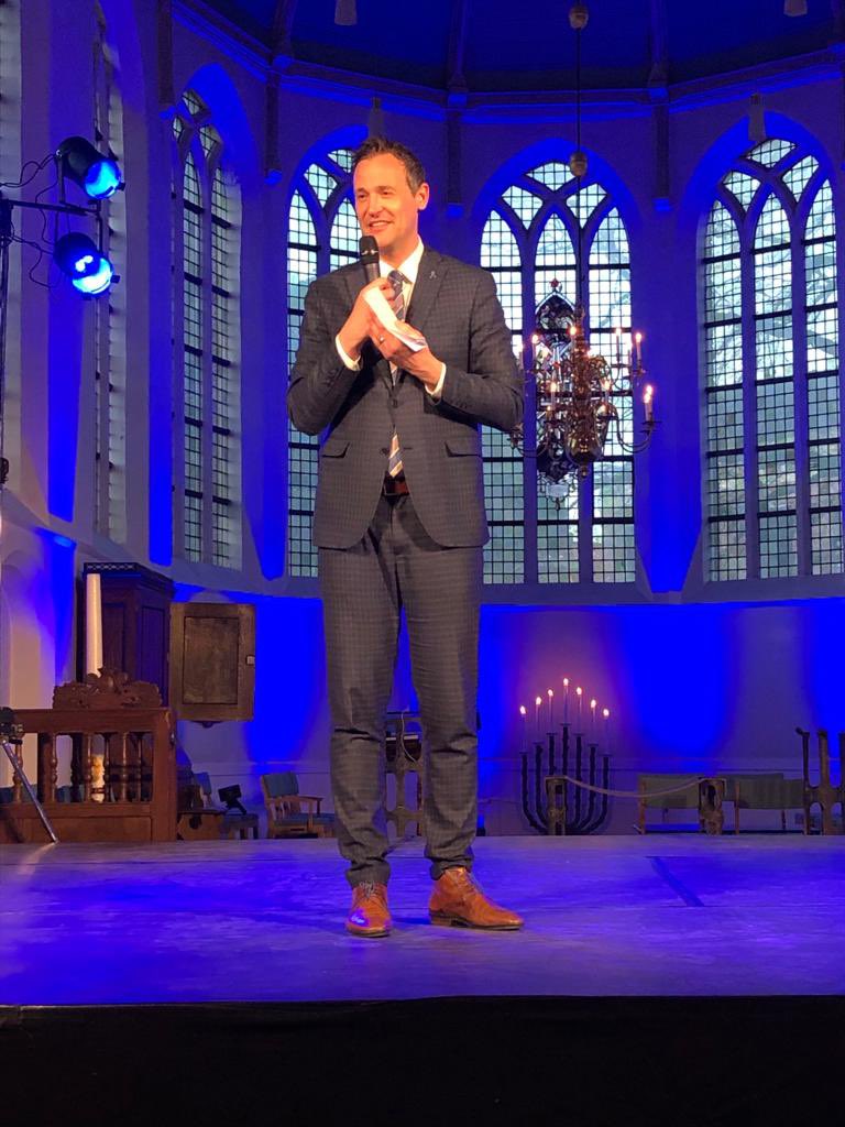 Vanavond genoten van de Amuse van het <a href="/Huygensfestival/">Huygensfestival</a> 🎼🎻💃
Een muziekzaal voorproefje van het Huygensfestival 2023 wat 21 t/m 24 september plaatsvindt in het <a href="/huygenskwartier/">Huygenskwartier</a> in #Voorburg. Een cultureel hoogtepunt van het jaar en aanwinst voor jong en oud in onze <a href="/Gemeente_LV/">Gemeente LV</a>