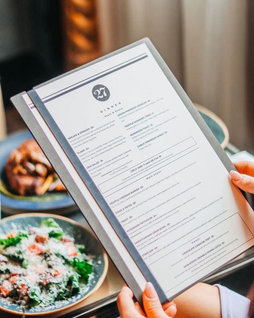 Discover something new. 

Our expertly sourced Saskatchewan ingredients create unique and ambrosial options for both our familiar locals and our travelling guests.

#circa27lounge #hotelsk #downtownyqr #reginask instagr.am/p/Cq_VpWUPu5Y/