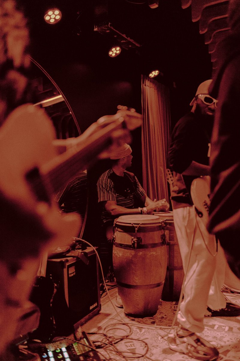 Night Mood 🎆

#wersantrofi #highlife #amsterdam

📸 <a href="/segraphy/">SEgraphy</a> 🙏🏿
<a href="/juniorappiah/">samuel appiah</a> 🙏🏿