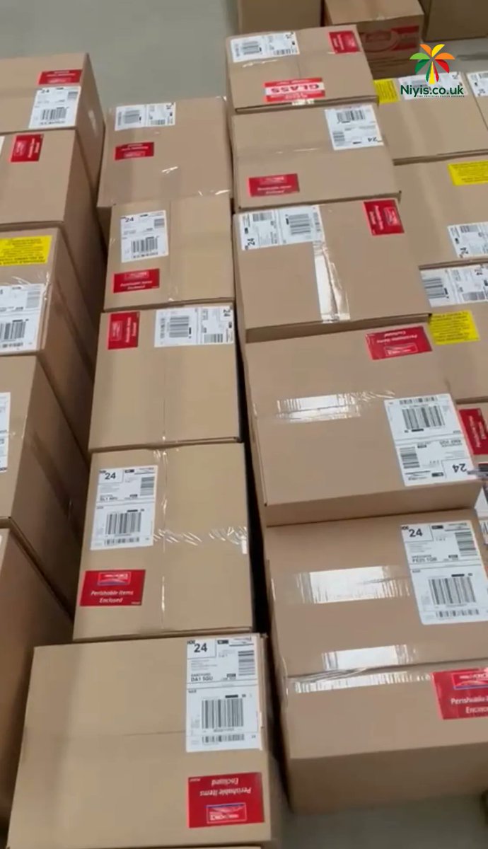 NiyisUK's tweet photo. Happy Deliveries throughout the UK๐คฉโผ๏ธ
Getting your Deliveries on its way is our Favorite thing to do! ๐ค
#chooseniyis #gethealthywithniyis #deliveryuk #ukdelivery #deliveringfood #foodrecipes https://t.co/PdFfV9Ao1b