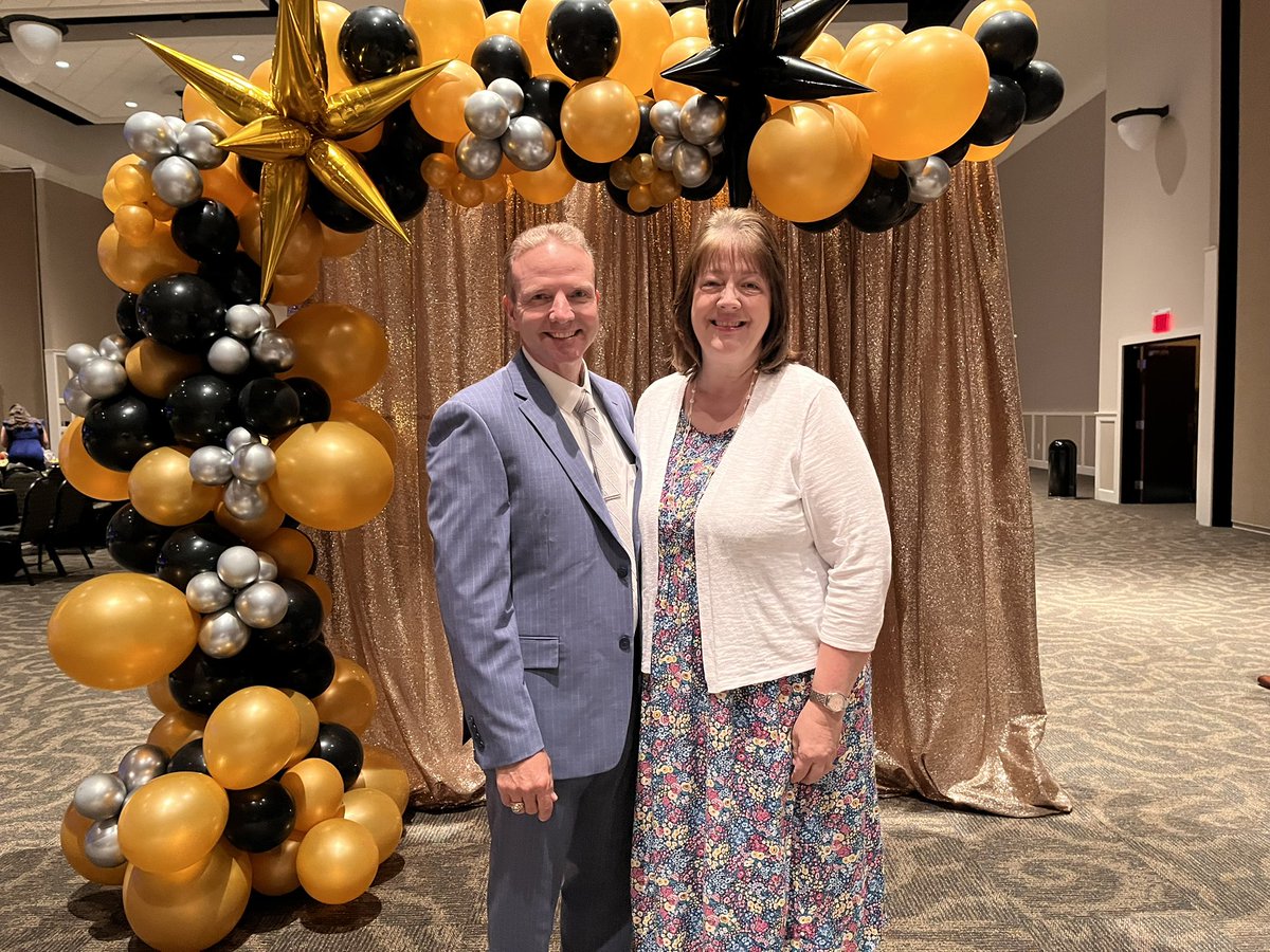 Claude Lane tweet media