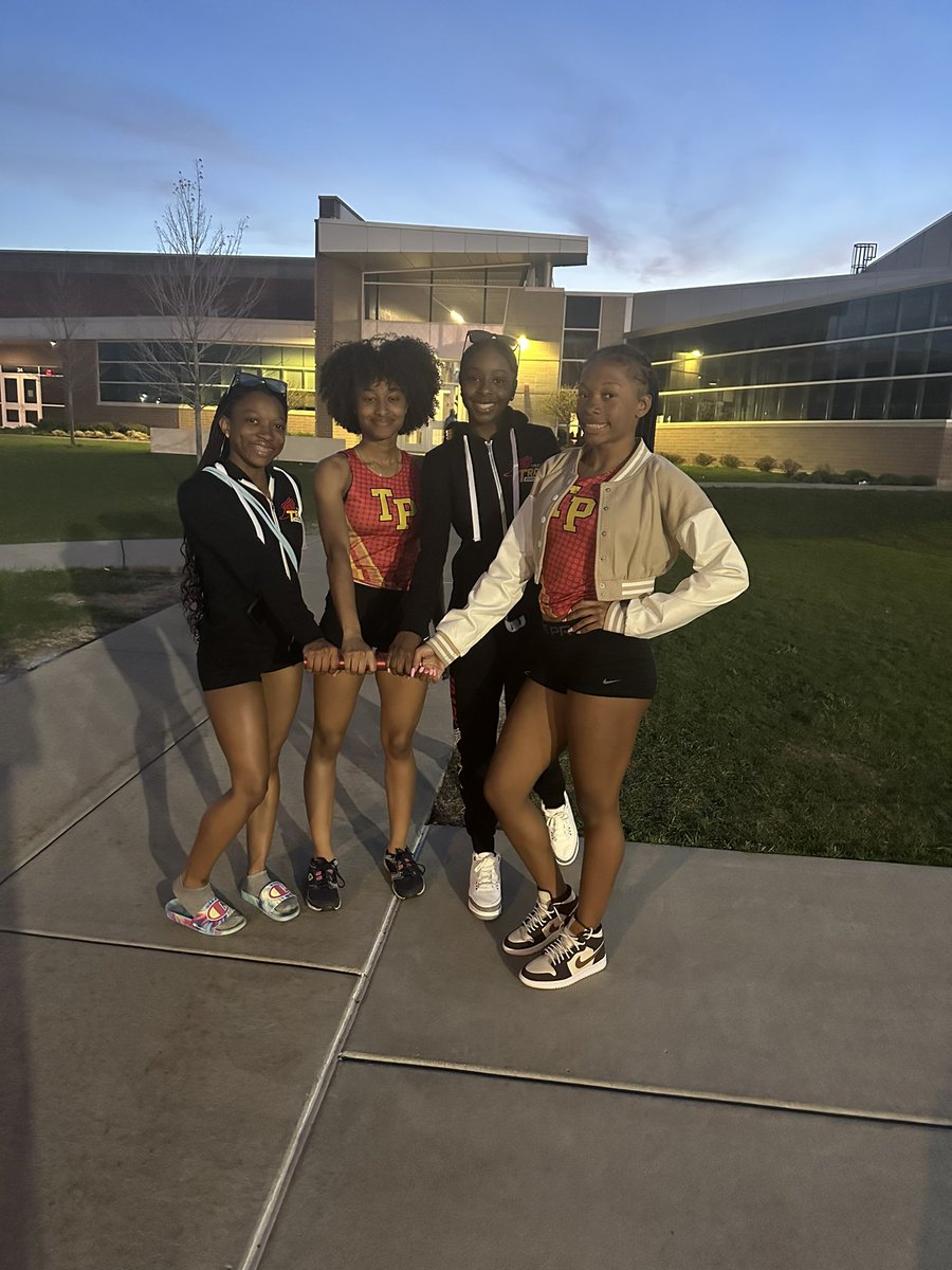 TP Girls Track tweet media