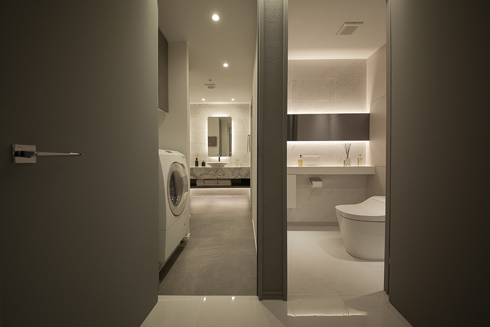 Recreate_inc's tweet image. 白のワントーンコーデを着こなしている人、あこがれます😊

最新のリノベーション施工事例、公開しました。
いろんなマテリアルの&quot;白&quot;で仕上げた、プラチナスイート空間。

ため息モノの美しさです✨✨✨

remansion.jp/jirei/13062.ht…

#Recreate #リノベーション #マンション