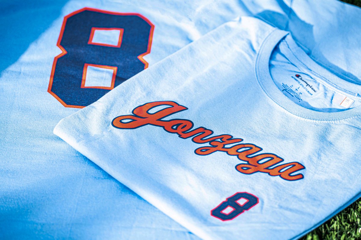 ZagBaseball's tweet image. No. 8 jersey T-shirts are now available in adult and youth sizes at the Zag Shop and online!

Sale proceeds will benefit the Coach Danny Evans Endowed Scholarship for Baseball.

ADULT: bit.ly/3od80CH
YOUTH: bit.ly/3MLsJrk

#GDTBAZ | #GoZags
