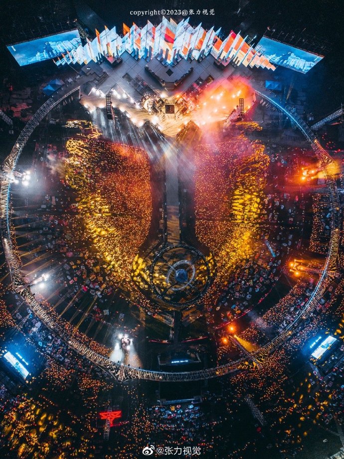 HcyProjects's tweet photo. #华晨宇 #huachenyu #marsconcert2023 #marsconcert https://t.co/f7dYeBCTfN