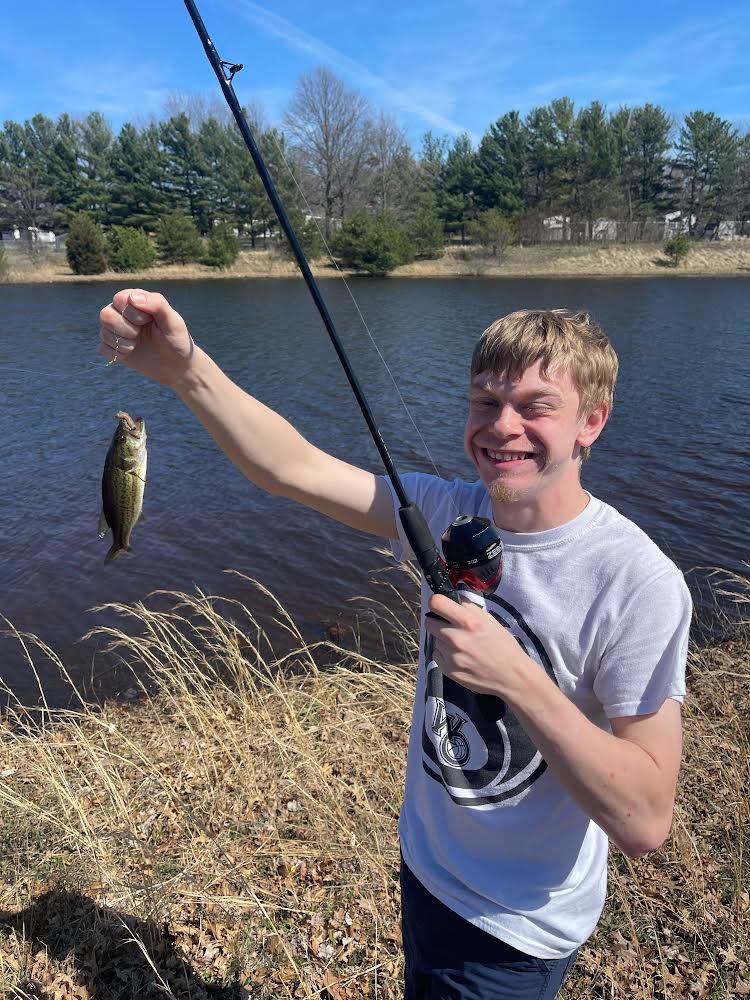 WestOttawaLinks's tweet photo. Beautiful weather for our first day of Fishing Club! #gowo 🎣🐟 https://t.co/XIKvgQo1ox