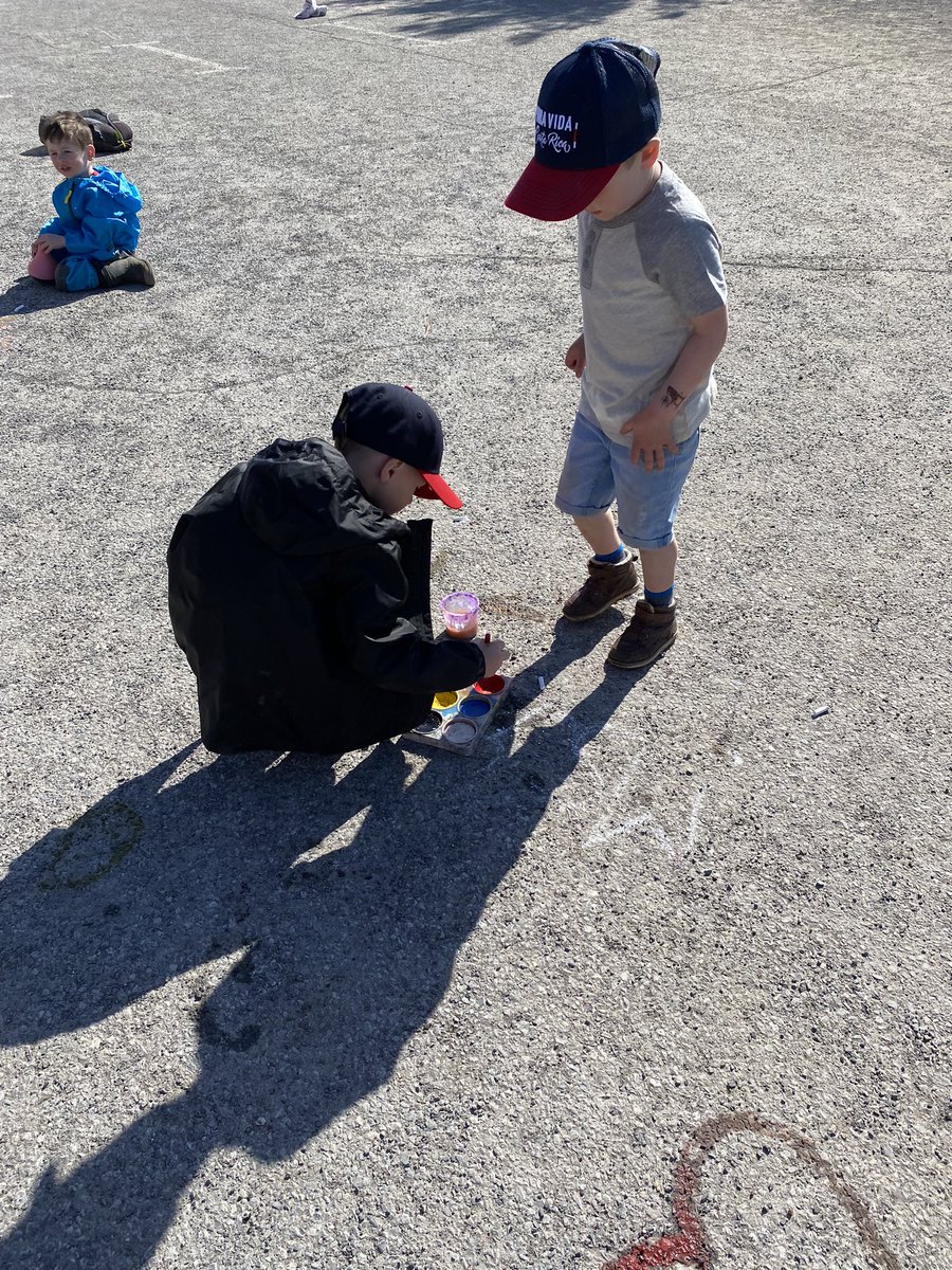 MsYhapRECE's tweet photo. We brought the indoors outside, as we painted the pavement! @MsMcNiece @MmeCowper @StPhilipOCSB https://t.co/nuZVWSBjXp
