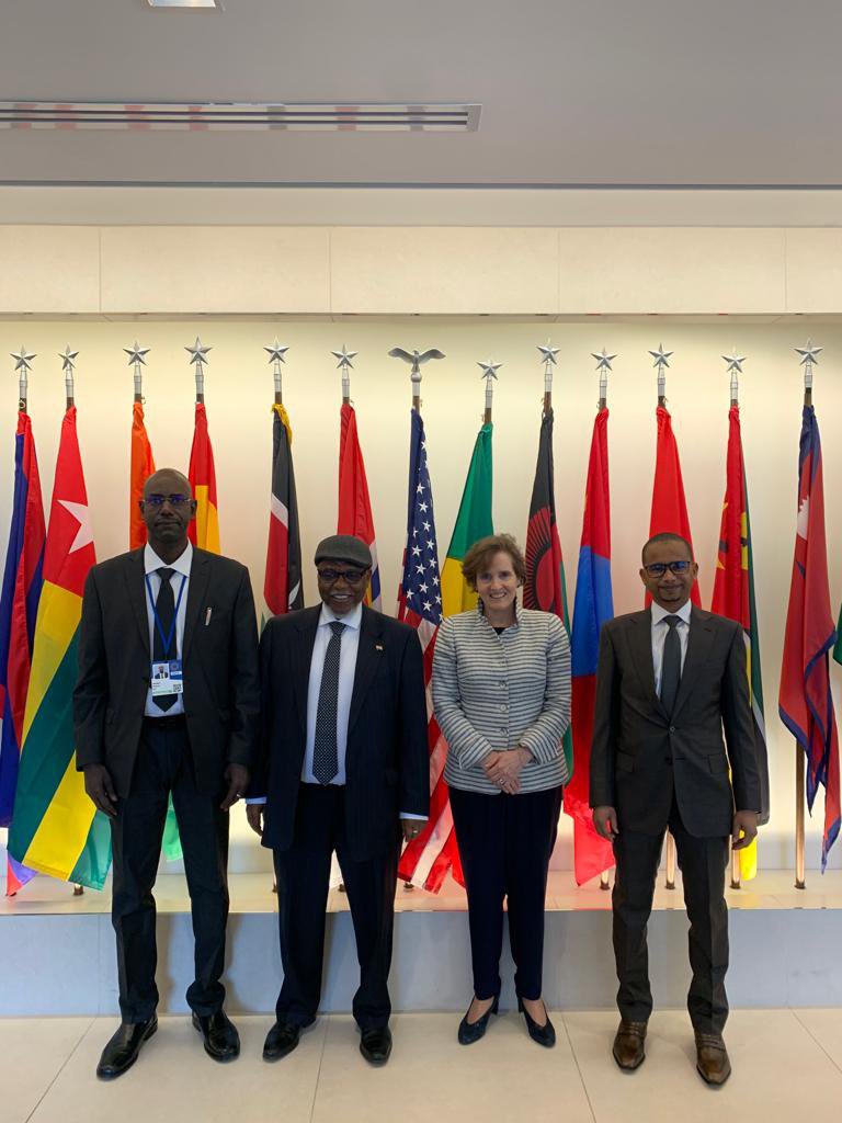 Dr Ahmat Jidoud (@drjidoud) on Twitter photo En marge des #SpringMeetings2023 du @IMF et de la <a href="/WorldBank/">World Bank</a>, j’ai échangé la CEO du <a href="/MCCgov/">Millennium Challenge Corporation</a> Mme Albright sur la mise en œuvre du Compact National et les perspectives du nouveau programme régional entre le #Niger et le #Benin. En marge des #SpringMeetings2023 du @IMF et de la <a href="/WorldBank/">World Bank</a>, j’ai échangé la CEO du <a href="/MCCgov/">Millennium Challenge Corporation</a> Mme Albright sur la mise en œuvre du Compact National et les perspectives du nouveau programme régional entre le #Niger et le #Benin.