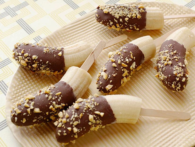 Cooking Channel (@cookingchannel) on Twitter photo You can turn a bunch of bananas into deliciously simple ICE POPS ๐๐ซ Get <a href="/Ellie_Krieger/">Ellie Krieger</a>'s recipe: cooktv.com/3e3eICo You can turn a bunch of bananas into deliciously simple ICE POPS ๐๐ซ Get <a href="/Ellie_Krieger/">Ellie Krieger</a>'s recipe: cooktv.com/3e3eICo