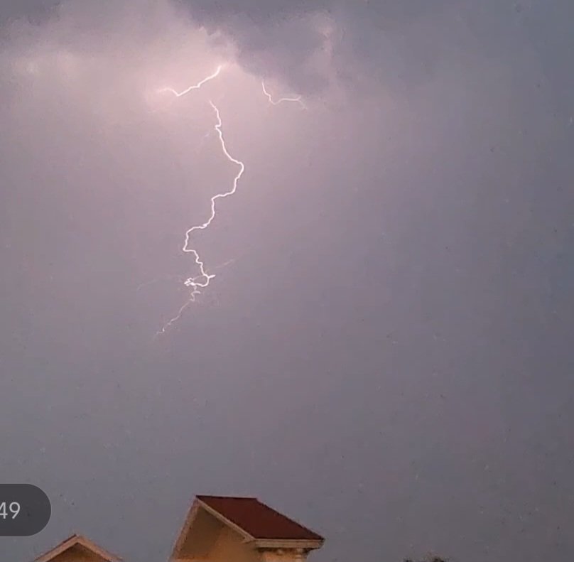What a spectacular lightening show this morning with the thunderstorm at Jubliee Hills! <a href="/balaji25_t/">Telangana Weatherman</a> <a href="/HiHyderabad/">Hi Hyderabad</a> <a href="/Hyderabadrains/">Hyderabad Rains</a> <a href="/Rajani_Weather/">Weather@Hyderabad|TS|AP 🇮🇳</a> @ts_weather <a href="/Hyderabadi2911/">N.S.Aditya (ఎన్. ఎస్. ఆదిత్య)</a> <a href="/swachhhyd/">Shaandaar Hyderabad</a> <a href="/Hyderabad1st/">Happening Hyderabad</a> <a href="/TOIHyderabad/">TOI Hyderabad</a> <a href="/metcentrehyd/">Meteorological Centre, Hyderabad</a>