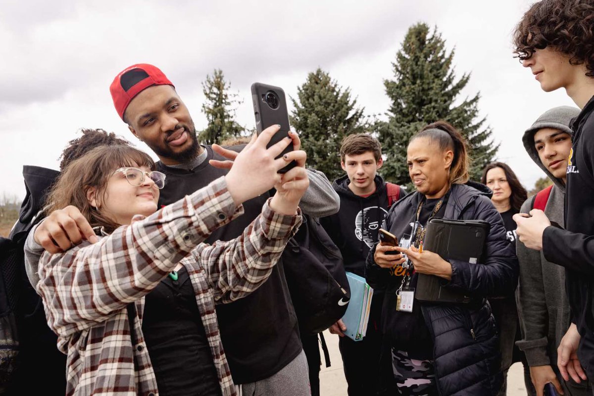 Damian Lillard tweet media