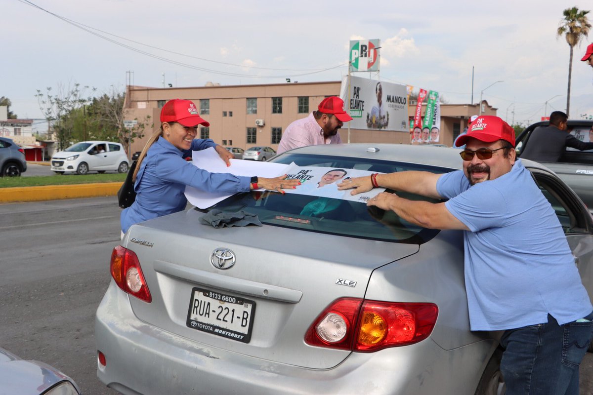 ASEPPCOAHUILA's tweet photo. #EchadosPaDelante y con todo el día de hoy, en el pit de pega de microperforados, donde contamos con la presencia de nuestra amiga Paola Rodríguez, esposa del candidato a gobernador @manolojim 

#ManoloGobernador https://t.co/BrvgWHAXOc