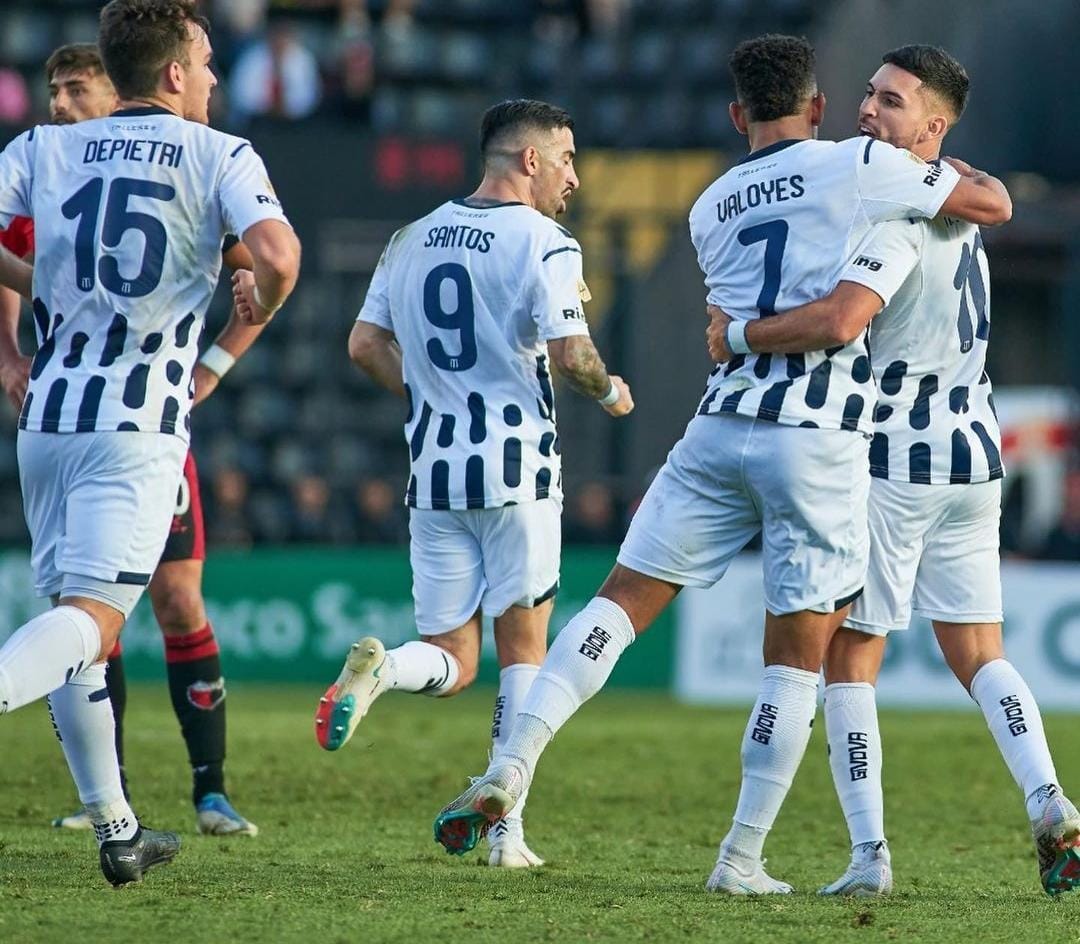4° en la liga 
2° equipo más goleador (sin tener penales a favor)
2° mejor visitante (y único invicto)
2° con mejor diferencia de gol (+10)
*aun nos queda jugar contra los 3 equipos que están arriba nuestro 

y el equipo muestra personalidad 

la ilusión sigue intacta.