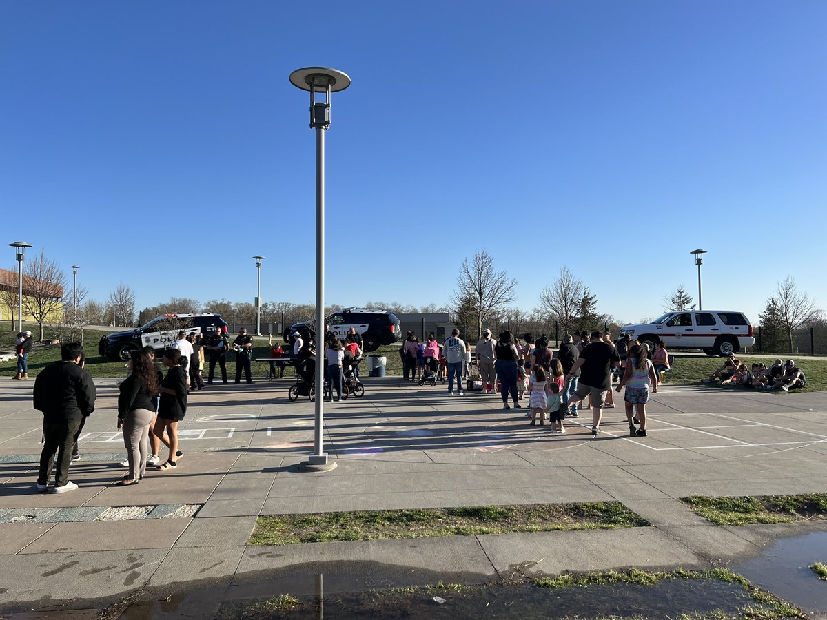Gateway Elementary tweet media