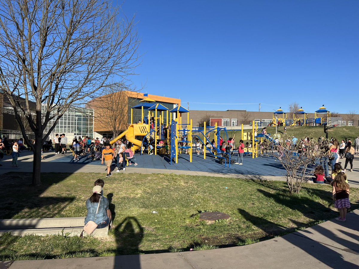 Thank you to all our families that came out to our carnival tonight. It was a great turn out!