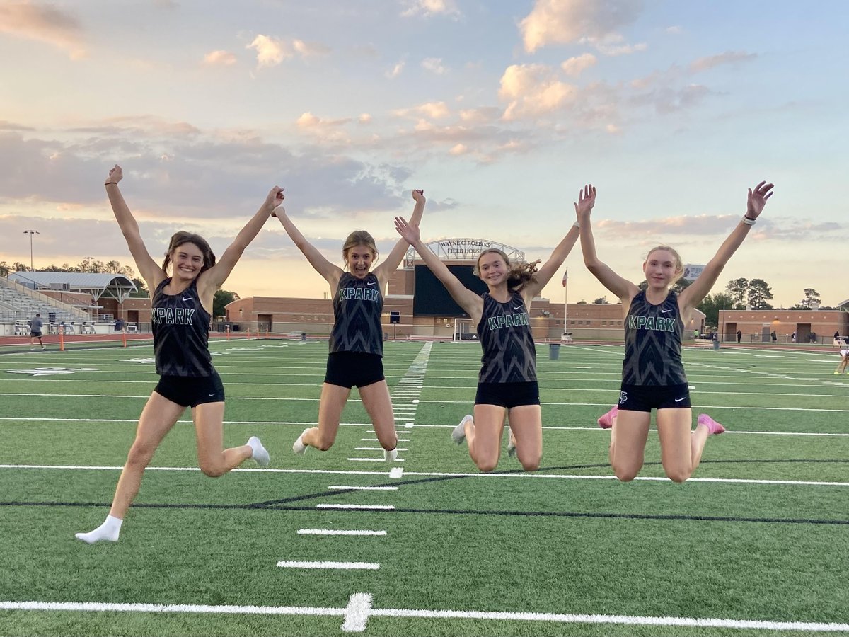 BaileyFov3's tweet photo. Yay! Let's go Park!
DISTRICT 16-5A CHAMPIONS!
I got 2nd in the 800 and we got 4th in the 4x400. Off to Area we go!
@HumbleISD_KPHS @KPARKmedia
@TXMileSplit @vypehouston @HoustonChronHS @07ecnl_rl @ChallengeSoccer #ForThePark https://t.co/oDwHXZRP5h