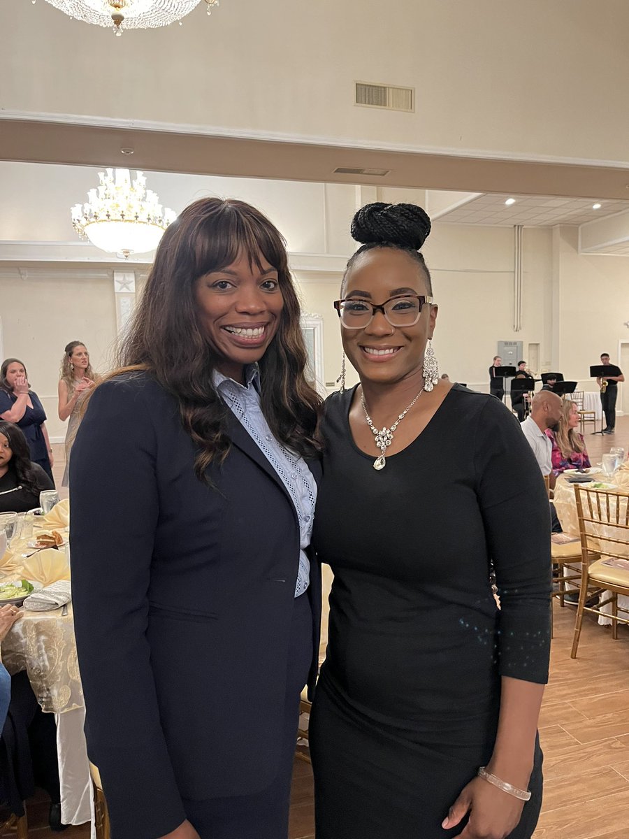 Educator_Walker's tweet photo. Teacher of the Year#fbisd https://t.co/vL3FFLMOa7