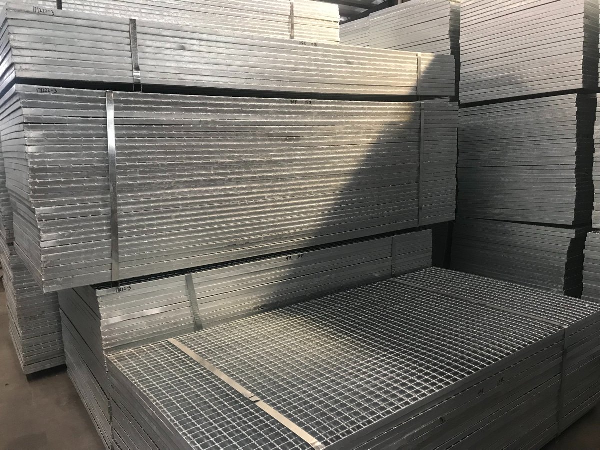 ERIC72060214's tweet image. Run Bull mainly offers: Various Woven screen mesh, Stainless steel wire mesh, Filter Dics, Decorative Mesh, Sunshade Net, Cattle fence, Aluminium Insect Screen, and wire mesh machines
#DecorativeWireMesh #StainlessSteelWireMesh #FilterStrainer #WovenWireDrapery #InsectScreen