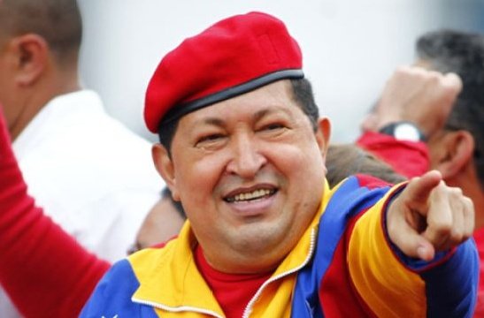 HotdropsLayer2's tweet image. #Venezyela | Ant 11 e 14 avril 2002, Etazini, Lespay ak opozisyon an te fè yon tantativ koudeta kont #Chavez. Malgre yo te arete l epi mete Pedro Carmona asire plas li a, sa pa t anpeche fòs militè a ak yon manifestasyon popilè te brize sa e retabli #kòmandan an sou pouvwa a.