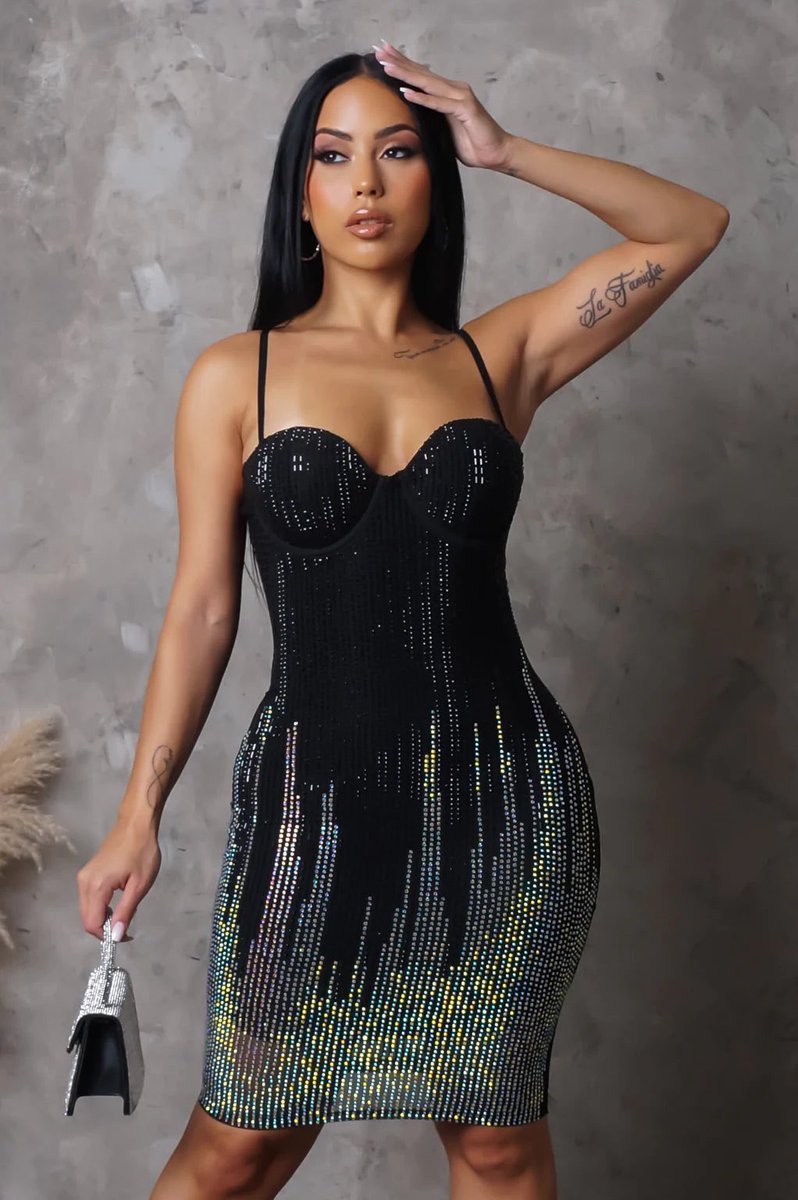 dippedbyari's tweet photo. Our “Jewels Midi Dress” on clearance for $25. Size Medium 
https://t.co/sRadbjVP8G
#birthdaydress #womensboutique #baddiedress https://t.co/TkhcTjdRuK