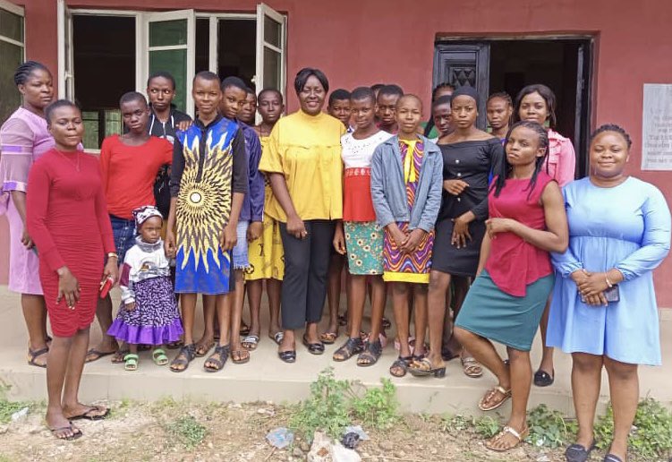 ASFC_Org's tweet photo. First day of training (11/4/2023) on LIFE DEFENSE SKILLS to some selected adolescent girls from Orumba south Locality Anambra State via Adolescent girls and young women project. Thanks to @AHNiHQ for the time invested on this project . 

No to Rape
No to Abuse https://t.co/wbyt6ofNtv